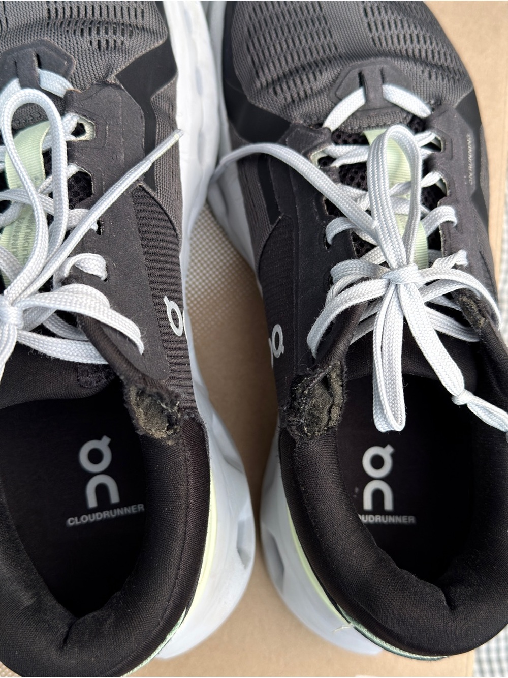 On Running Women Cloudrunner 2. New insole. Sneakers shadow Lima - Picture 7 of 9